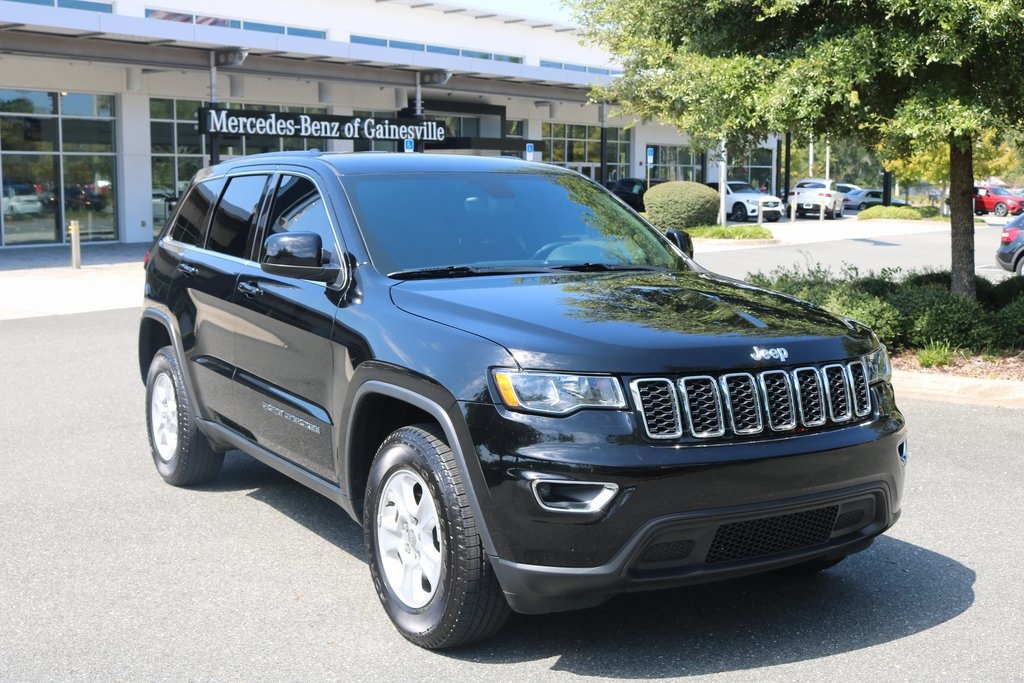 Pre-Owned 2017 Jeep Grand Cherokee Laredo 4D Sport Utility ...